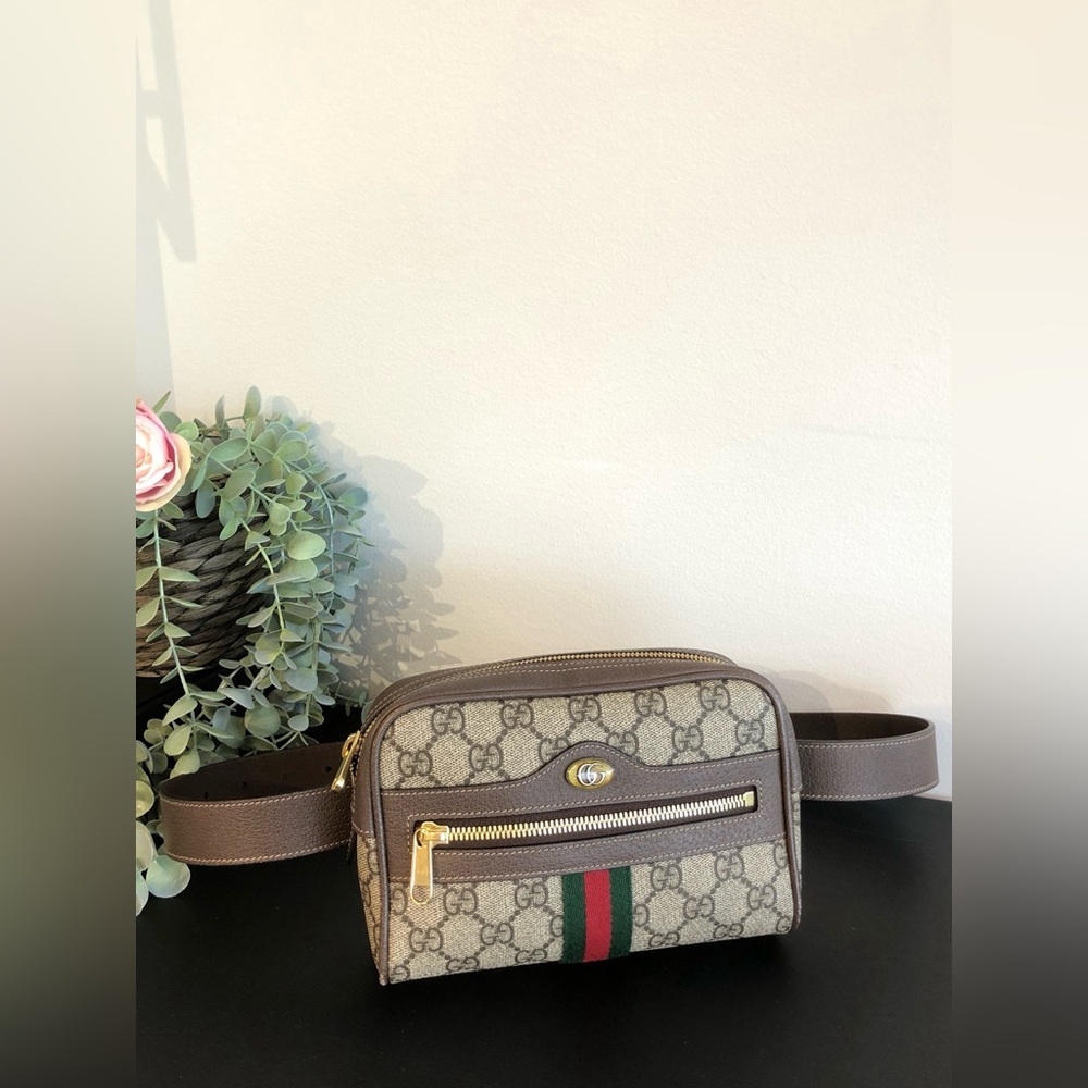 Gucci GG ebony supreme canvas belt bag chest bag unisex